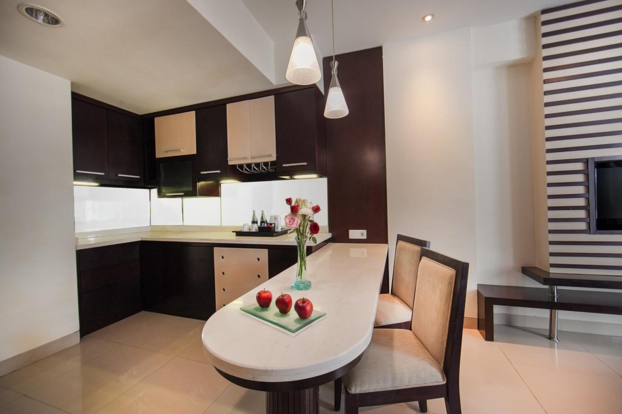 Aston Kuta Hotel And Residence מראה חיצוני תמונה